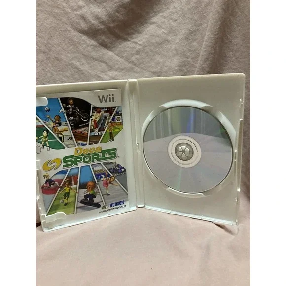 Deca Sports For Nintendo Wii CIB - Picture 3 of 4